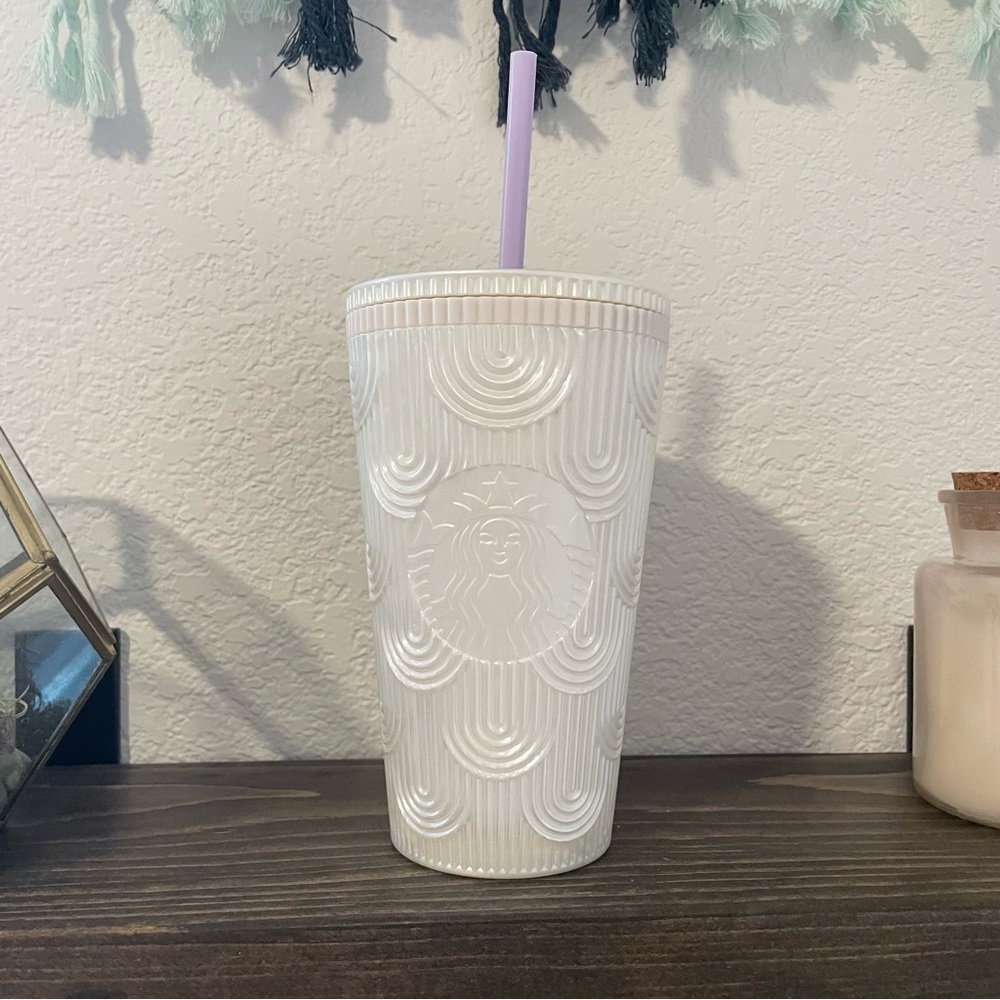 Starbucks 2023 Spring White Mermaid Scales Pearl Cold Cup Grande